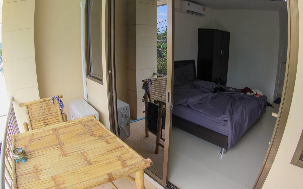 P & T Hostel Банг-Рак Экстерьер фото